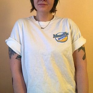 Vintage 90s Moon Pies logo t shirt w/ back print